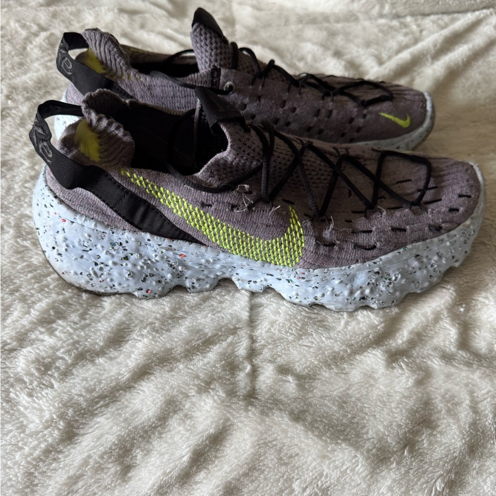 Nike Gray and Lime Athletic Shoes - Picture 3 of 5